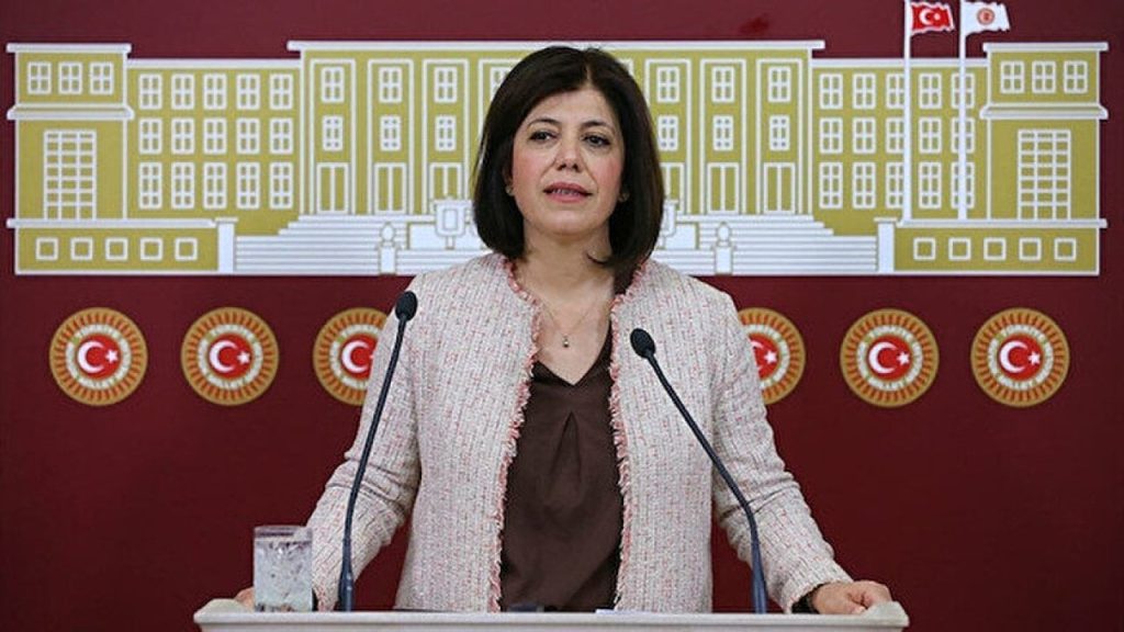 HDP'li Beştaş: İstanbul Sözleşmesi'nden çıkmak çocuk istismarlarını onaylamak demek