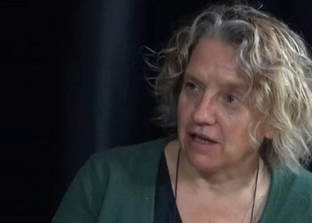 Hacer Foggo: 1 milyona yakın çocuk okulu bırakıp çalışmaya başladı