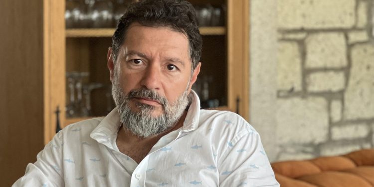 Hakan Atilla: ‘ABD’li savcılar Zarrab davasında hükümetle ilgili soruları başka raunda saklamış olabilirler’