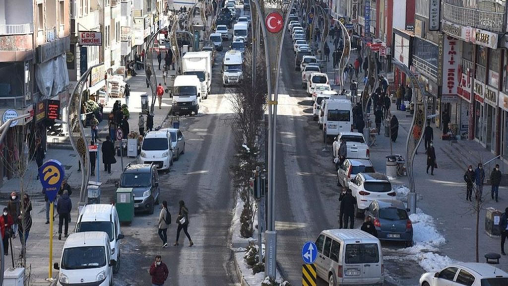 Hakkari'de 15 günlük eylem yasağı: Balon uçurmak bile yasak!