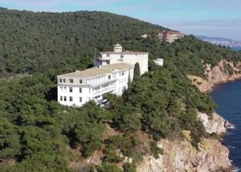 Heybeliada Sanatoryumu’nun Diyanet’e tahsisi iptal edildi