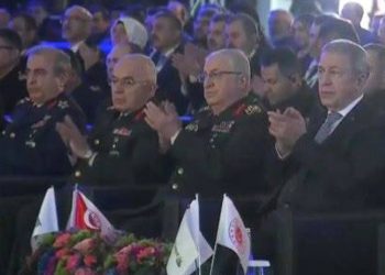 Hulusi Akar, Erdoğan’a alkış tutan komutanları destekledi, Kılıçdaroğlu’nu kınadı