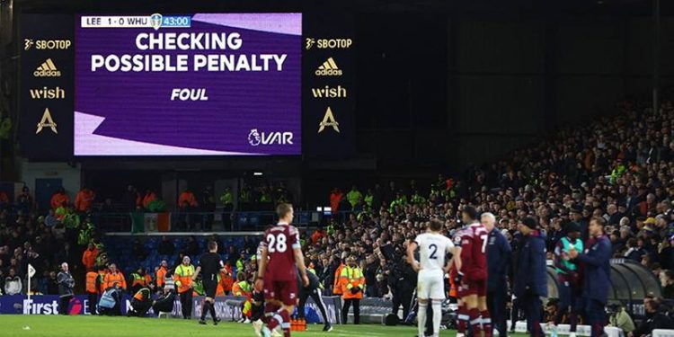 IFAB'dan penaltılar için yeni kural!