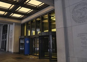 IMF, Ukrayna için 16 milyar dolarlık yardım paketini değerlendiriyor