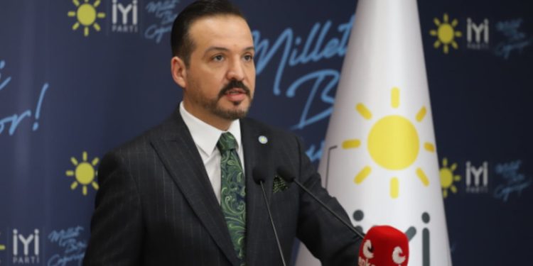 İYİ Parti'den SADAT reklamına tepki: Asla kabul edilebilir değil, arka planı araştırılmalı