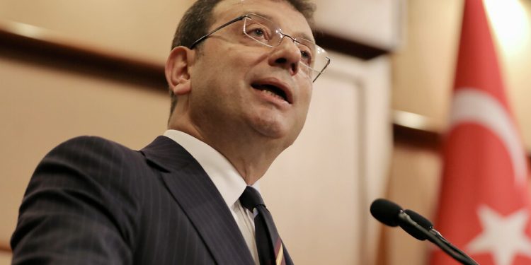 İmamoğlu: İktidara yönelik yurtdışı kaynaklı eleştirilerin kime yaradığı belli