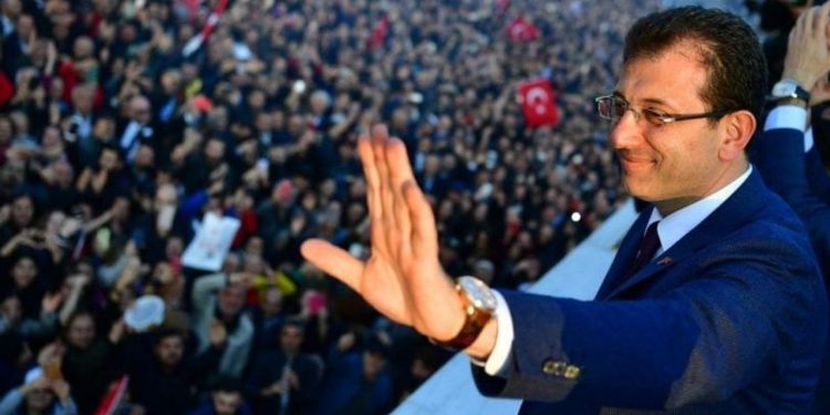 İmamoğlu: Siyasette kötü, zehirli dile son vereceğiz