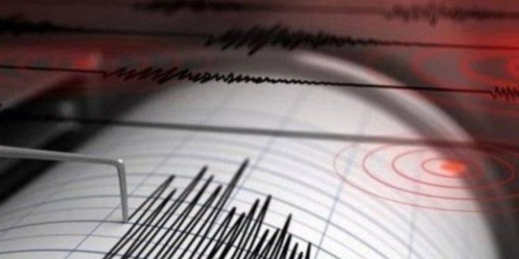 İran'da 6.1 büyüklüğünde deprem