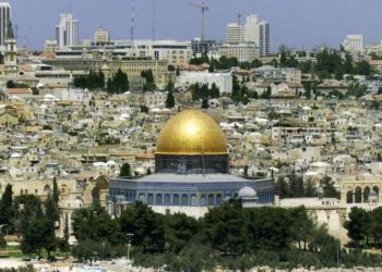 İsrail'in aşırı sağcı Ulusal Güvenlik Bakanı Itamar Ben-Gvir, Filistin Yönetimi ve İsrail muhalefetinin uyarılarına rağmen, işgal altındaki Doğu Kudüs'te bu sabah Mescid-i Aksa ve Kubbet-üs Sahra'nın yer aldığı Harem-üş Şerif'e gitti.