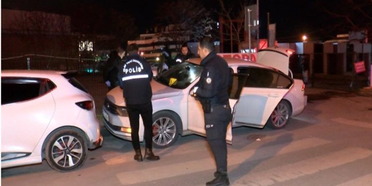 İstanbul'da düğün çıkışı silahlı saldırı: Uzun namlulu silah kullanıldı