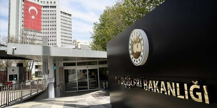 İsveç'in Ankara Büyükelçisi Dışişleri Bakanlığı'na çağrıldı