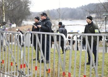 İsveç'te Kuran yakılmasına muhalefetten tepki: Amacını iyi biliyoruz