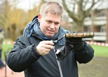 İsveç'teki Türkiye Büyükelçiliği önünde Kur'an yakma eylemi