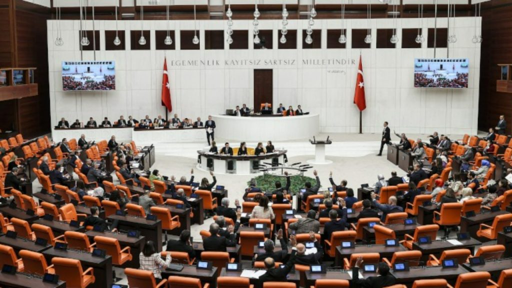 Kamuya olan borçların yapılandırılması: Teklif, Meclis'e sunuldu