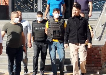 Kardeş katili, “Şeriata göre zina eden ablayı öldürmek caiz mi?” diye araştırmış