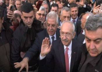 Kılıçdaroğlu Gaziantep'te 'iktidar' sloganlarıyla karşılandı