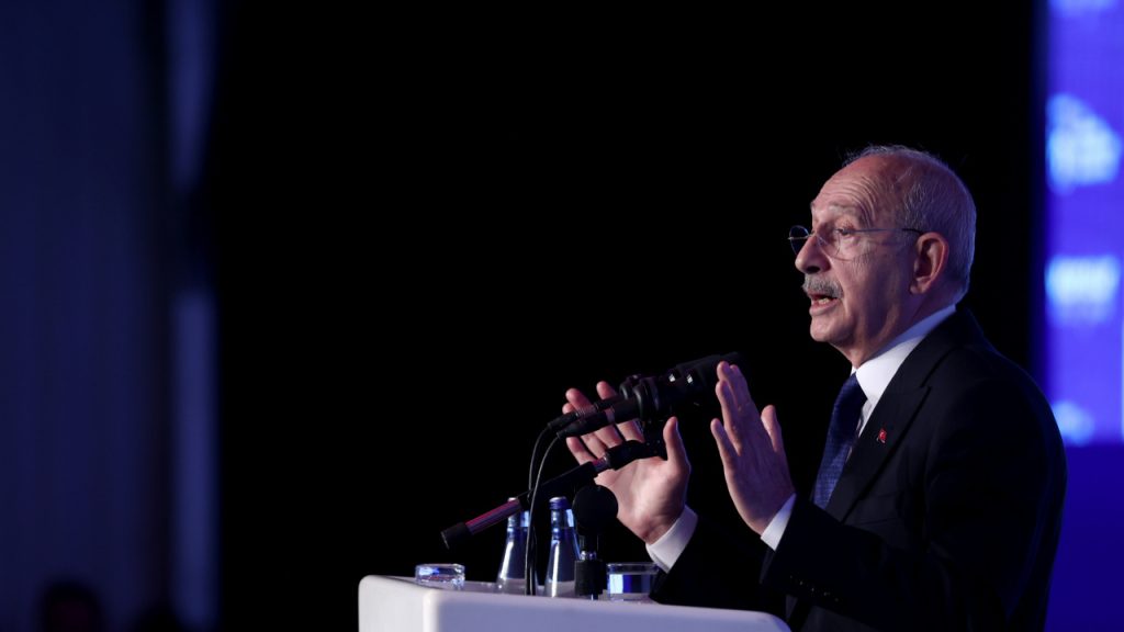 Kılıçdaroğlu: 'Türkiye küllerinden yeniden doğacak'