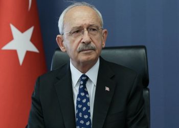 Kılıçdaroğlu’ndan borsa açıklaması: Küçük yatırımcıyı uyardım, göz göre göre soyacaklar sizi dedim