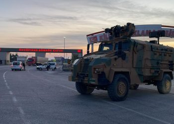 Kilis'te sınır bölgesine roketli saldırı