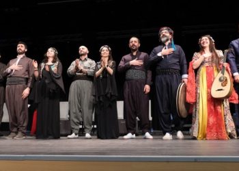 Koma Ma’dan müzik şöleni: Kilamlar direnen kadınlara armağan edildi