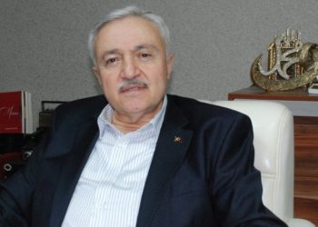 Komünistlere ‘namussuz’ diyen AKP’li vekil, ‘sensin namussuz’dan şikayetçi oldu