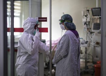 Koronavirüsü hafife almayın, bizi şaşırttı ve şaşırtmaya devam edecek