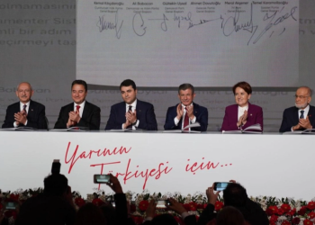 Kulis: Gelecek Partisi'nin isteği belli oldu; Karamollaoğlu'nun gündeme getirdiği konuda Akşener sessiz kaldı