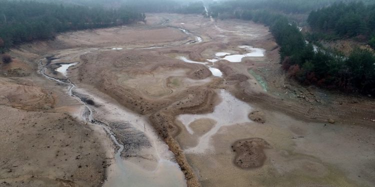 Kuraklık alarmı: Marmara sonbaharda son 40 yılın en az yağışını aldı