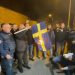 Kuran-ı Kerim yakılmasına konsolosluk önünde tepki: Bir gece ansızın Stockholm'e geliriz!