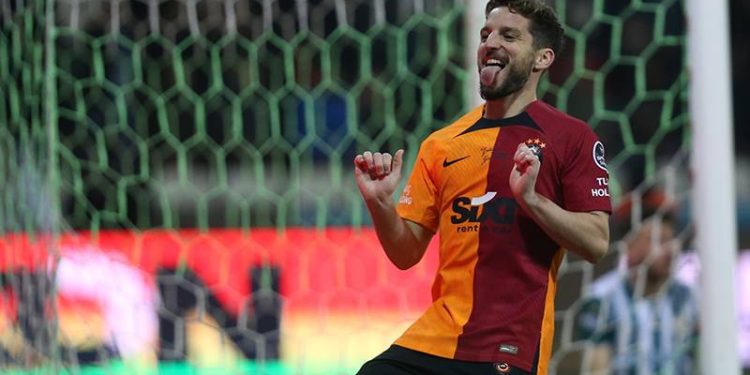 Lider Galatasaray'ın rakibi Ümraniyespor