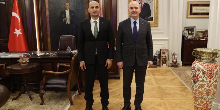 MHP’li Kılavuz, suikast şüphelisini gözaltına almaya giden polislere ‘sahibiniz gelsin’ demiş