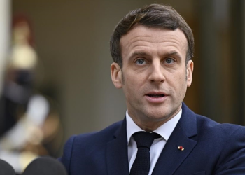 Macron: Cezayir'den af dilemek zorunda değilim