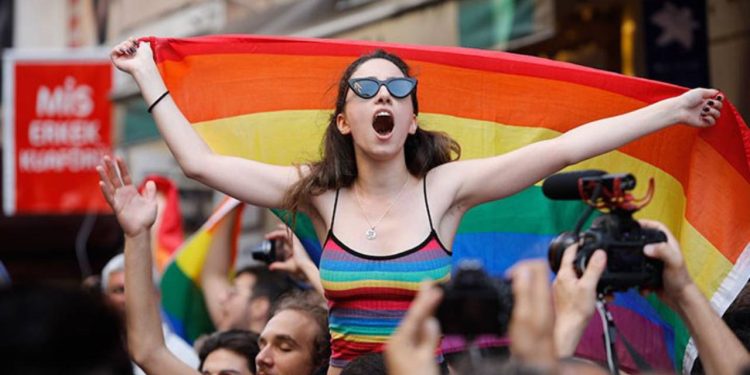 Mahkeme, Onur Yürüyüşü yasağını iptal etti: Devlet yasaklamak yerine korumalı