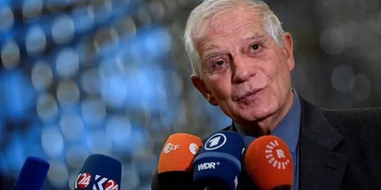 Mahkeme kararı olmadan Devrim Muhafızları terör listesine alınmayacak