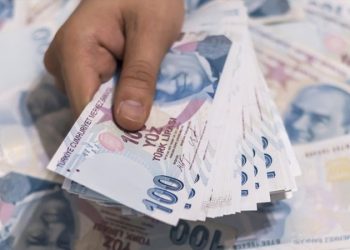 Memur-Sen Genel Başkanı Ali Yalçın, "Memur ve memur emeklisinin alacağı enflasyon farkı yüzde 16,47 olarak belli oldu" açıklamasını yaptı.