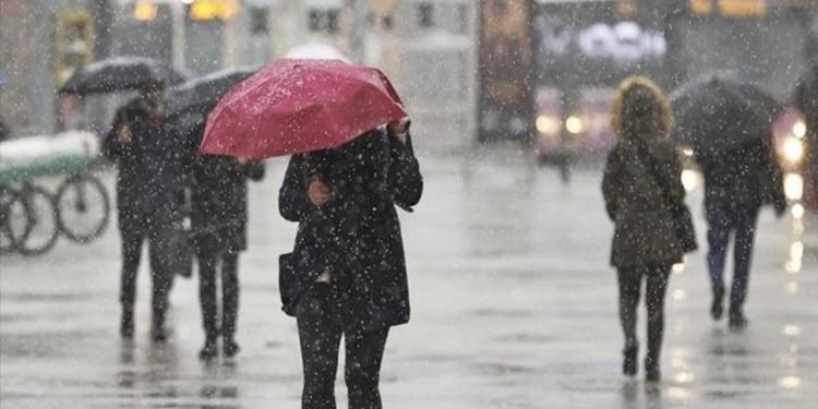 Meteoroloji'den kaynağı belirsiz hava tahminlerine karşı uyardı