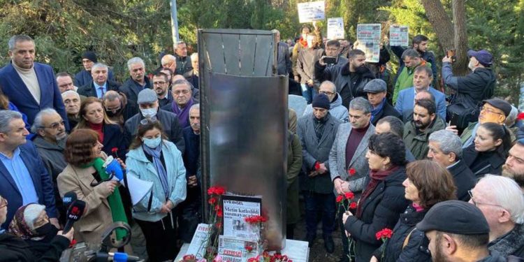 Metin Göktepe katledilişinin 27'inci yılında anılıyor