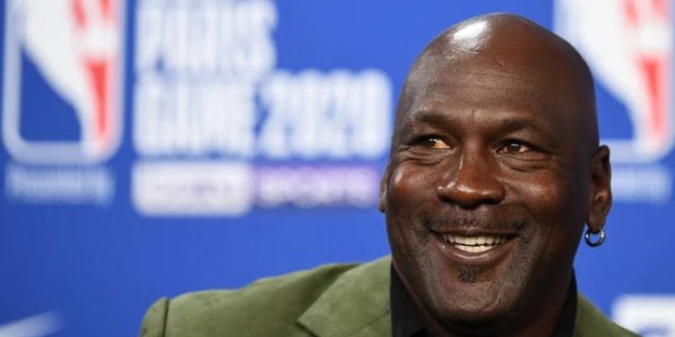 Michael Jordan'ın Nike ile milyon dolarlık sponsorluk anlaşması beyaz perdeye taşınıyor!