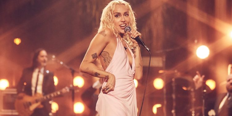 Miley Cyrus, Spotify rekorunu kırdı