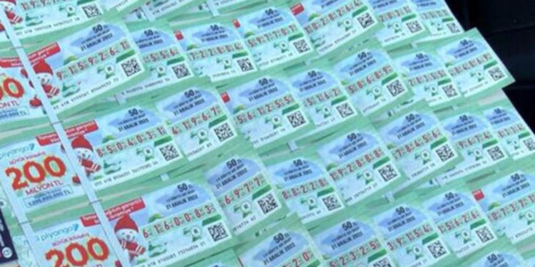 Milli Piyango Yılbaşı Çekilişi'nde büyük ikramiye 'çeyrek' bilete isabet etti