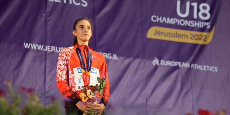 Milli atlet Edanur Tulum, dünya sıralamasında yıldızlar kategorisinde birinci sırada