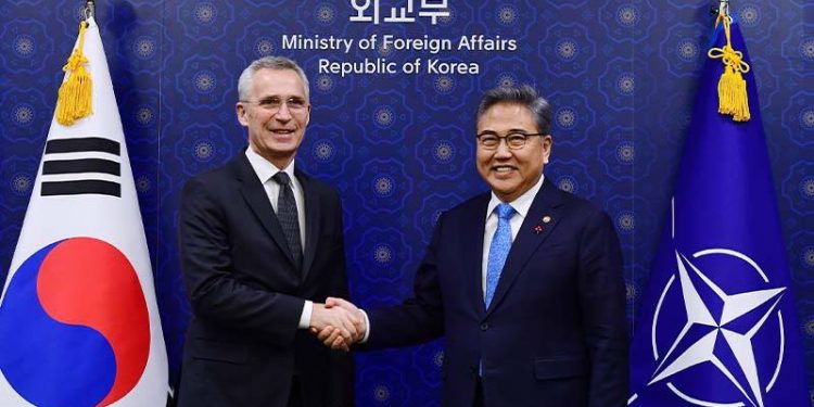 NATO Genel Sekreteri Stoltenberg, Asya turunun ilk durağı Güney Kore'de