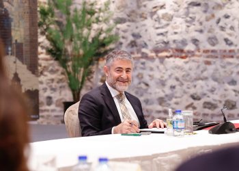 Nebati, TL’nin değer kaybını böyle savundu: Paranız değerli olursa üretim düşer