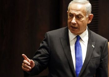 İsrail Başbakanı Binyamin Netanyahu, Birleşmiş Milletler (BM) Genel Kurulunda İsrail'in Filistin topraklarını işgalinin hukuki sonuçları hakkında Uluslararası Adalet Divanından (ICJ) "istişari görüş" talep edilmesi yönünde karar alınmasına tepki gösterdi.