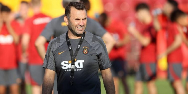 Okan Buruk ustalarına taş çıkarttı