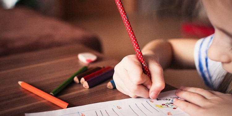 Özel okul ücretlerine yüzde 65 zam