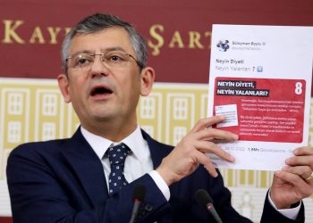 Özel’in açıklamaları sonrası Kamu Alımları Platformu bakıma alındı