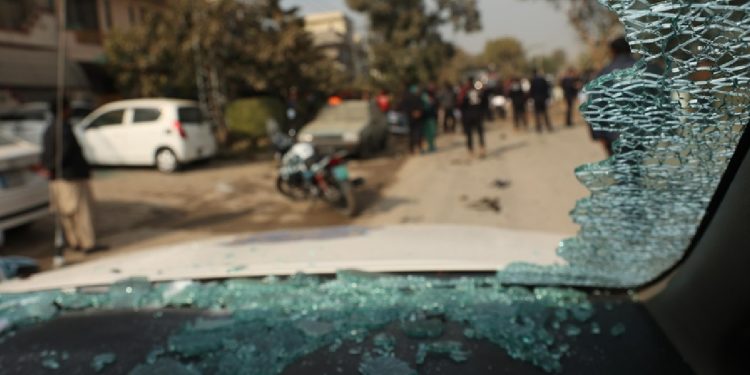 Pakistan'da öğle namazında intihar saldırısı: 28 ölü, 150'den fazla yaralı