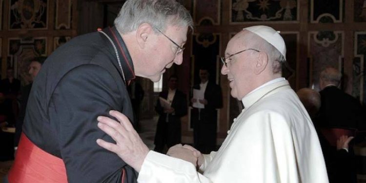 Papa karşıtı isimsiz bildiriyi, bu hafta ölen Kardinal Pell'in yazdığı ortaya çıktı