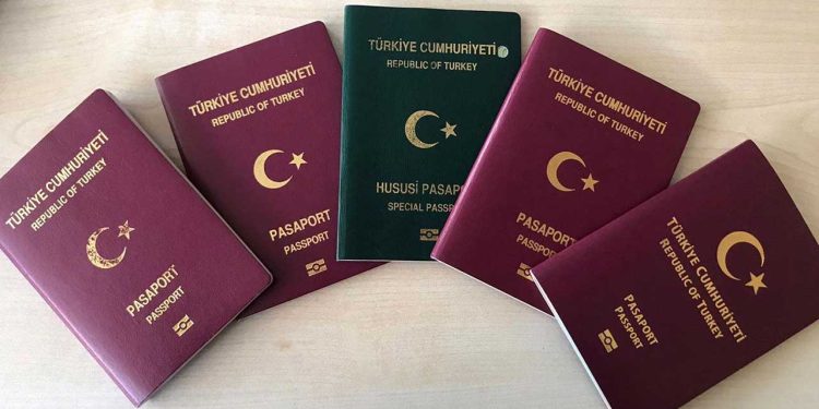 Pasaport ücretlerine rekor zam: İşte 2023 harç bedelleri